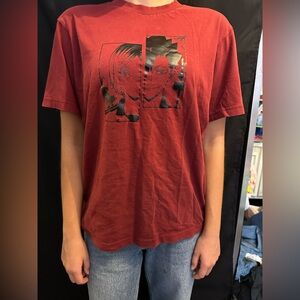 Uniqlo Unisex Red Graphic Tee